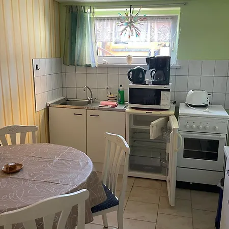 Zum Anmselgarten Ribnitz-Damgarten
